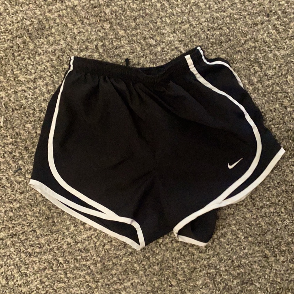 XS Women’s Nike Shorts